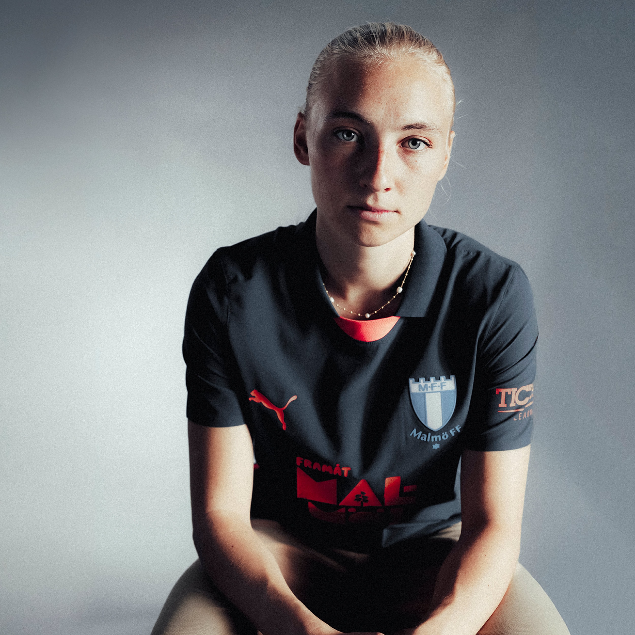 Away Jersey 25 Promo Women Dark Night
