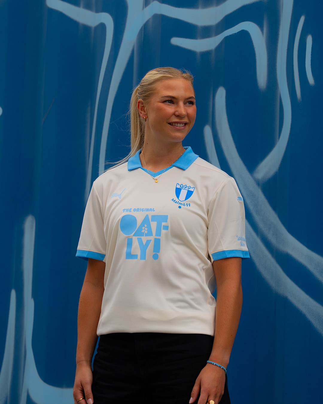 Away Jersey 26 Women Almond