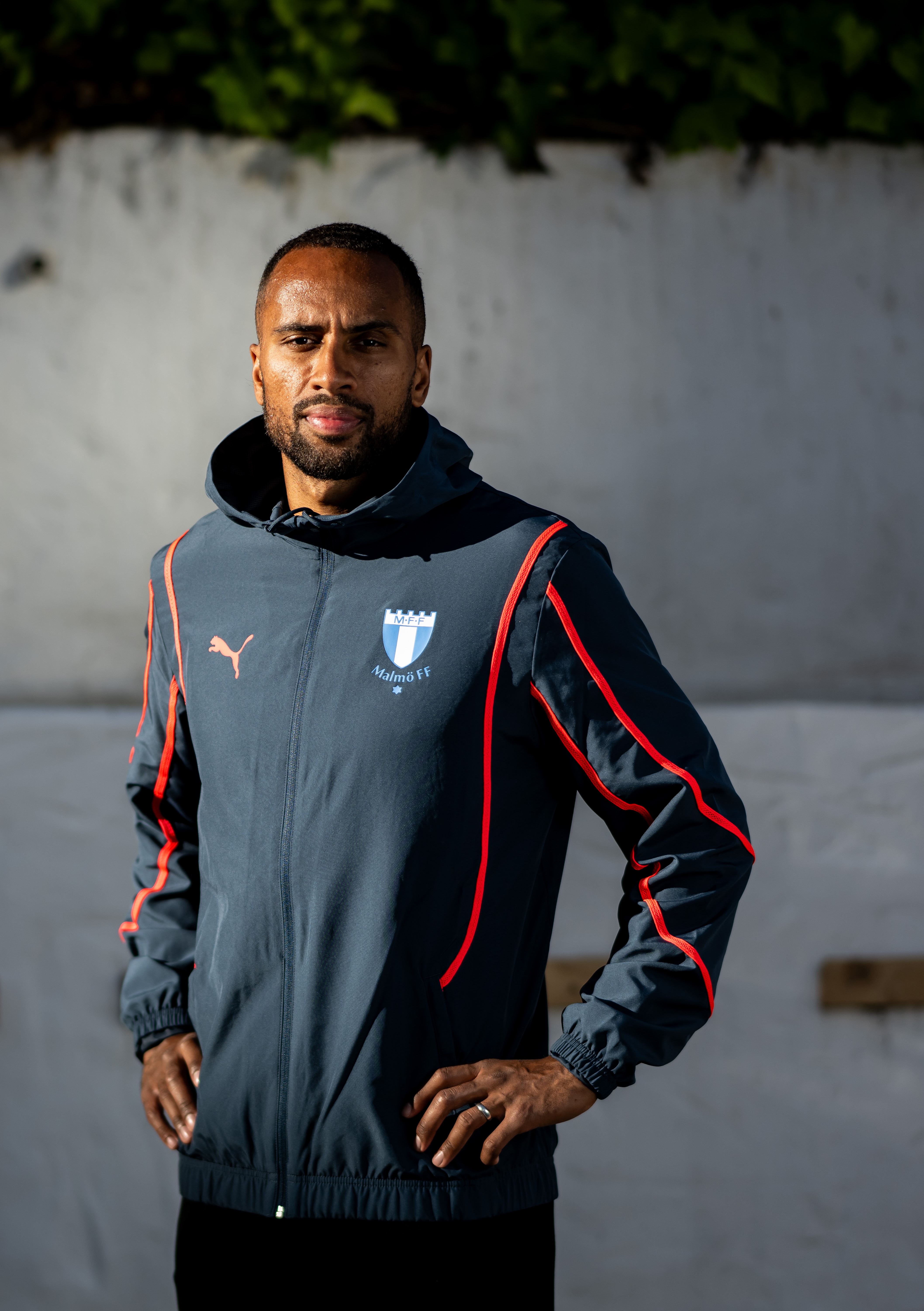 Puma MFF Prematch Woven Anthem Jacket Dark Night 25