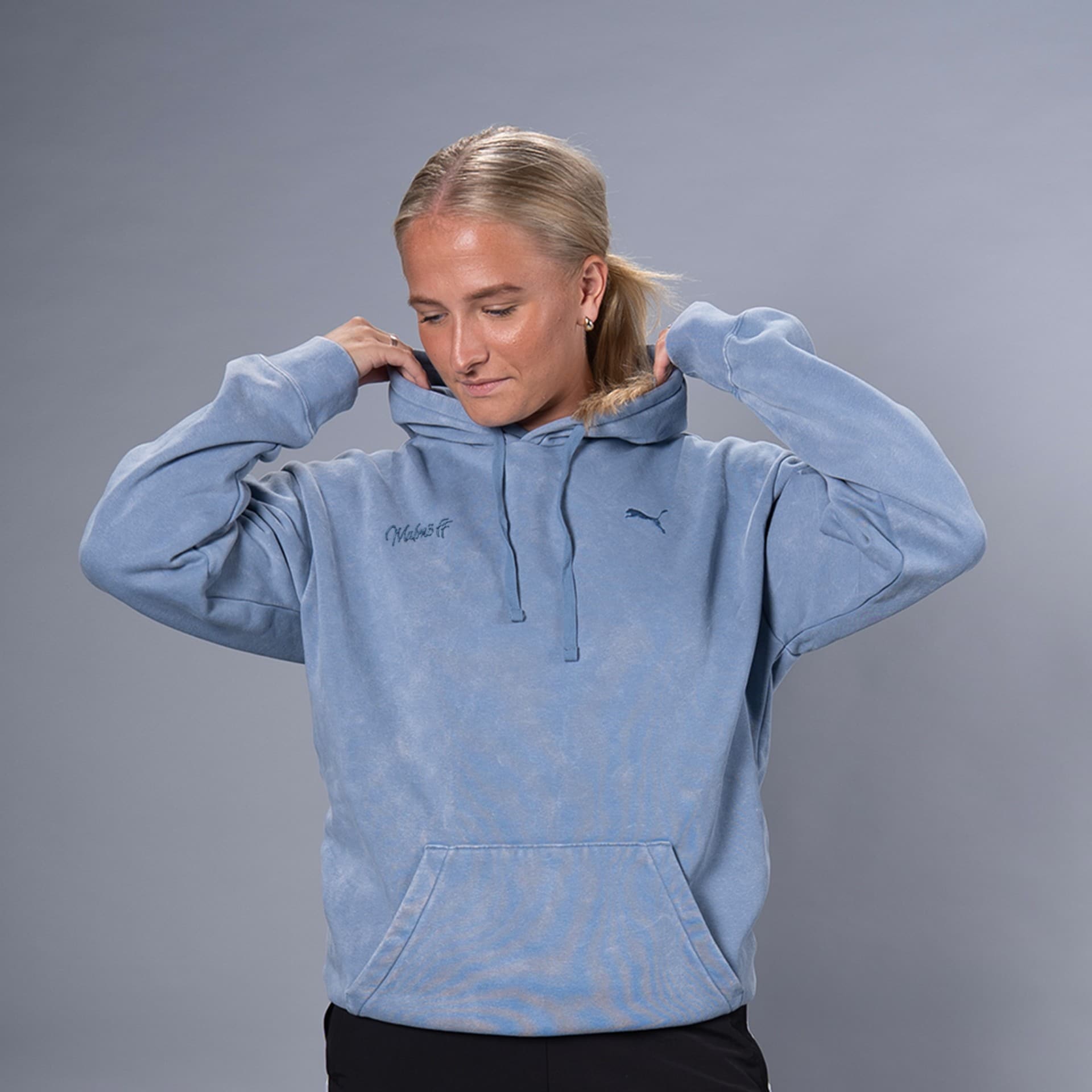 Puma W ESS ELEVATED Relaxed Wash Hoodie FL Cool