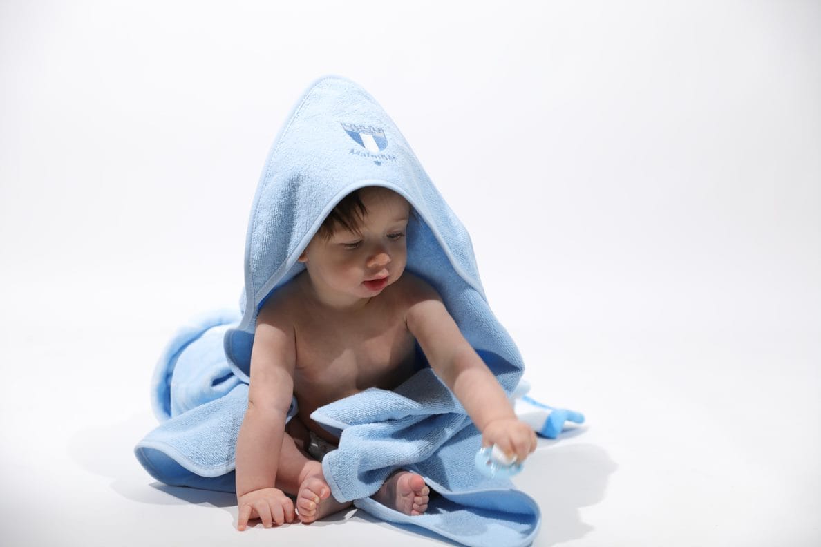 Handduk baby med printad huva 